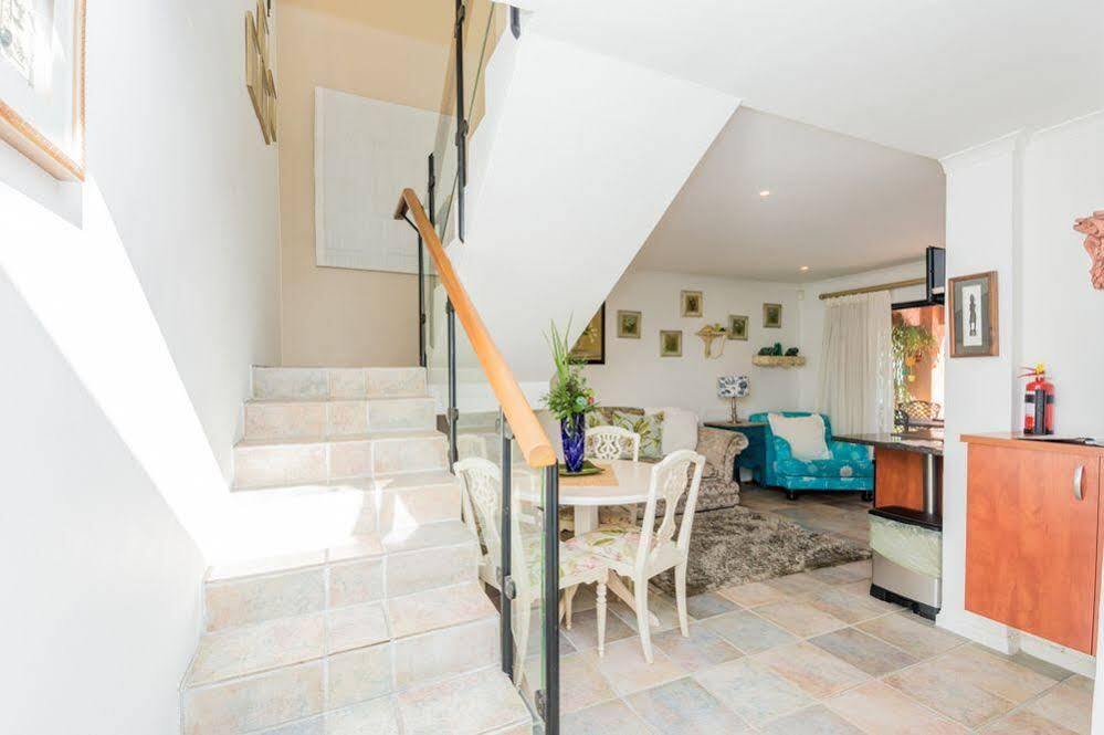 51 On Forest Drive Cape Town Exterior foto